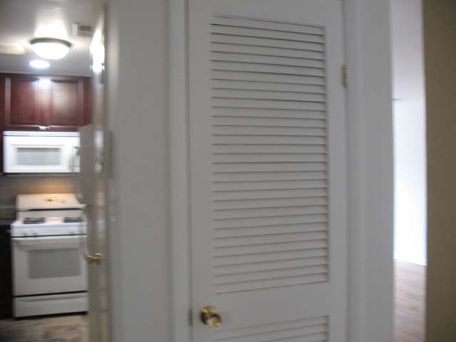 6046 West Irving Park Road, Unit 2F Chicago, IL 60634 - Photo 15 of 21