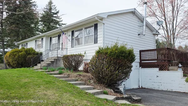 $355,000 | 334 Stonitch Road, East Durham, NY 12423