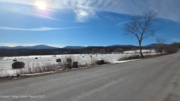 $355,000 | 334 Stonitch Road, East Durham, NY 12423
