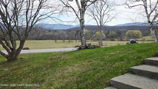 $355,000 | 334 Stonitch Road, East Durham, NY 12423