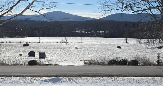 $369,000 | 334 Stonitch Road, East Durham, NY 12423