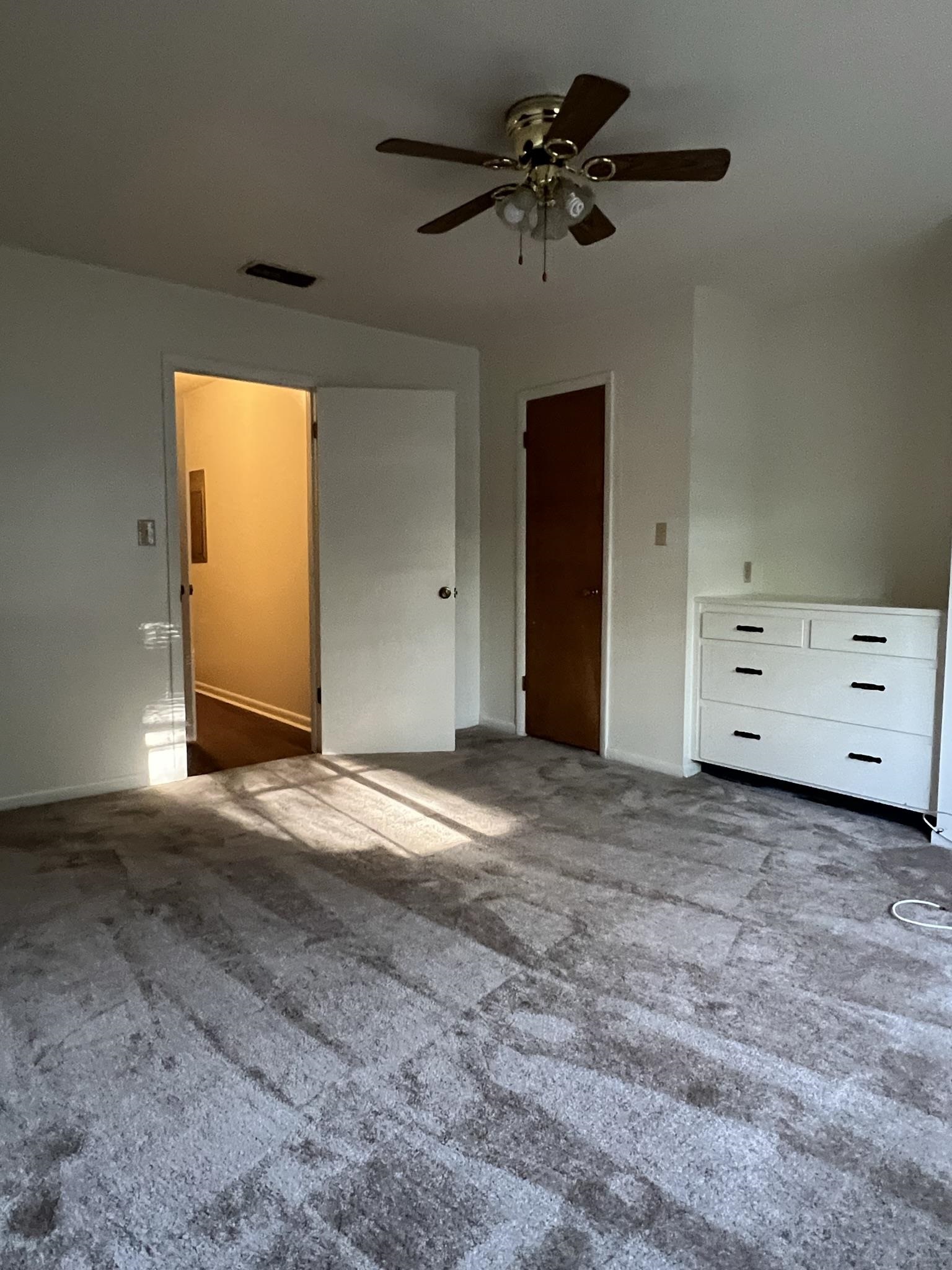 3418 Jim Lee Road Tallahassee, FL 32301 - Photo 5 of 28 Gallery Image 5