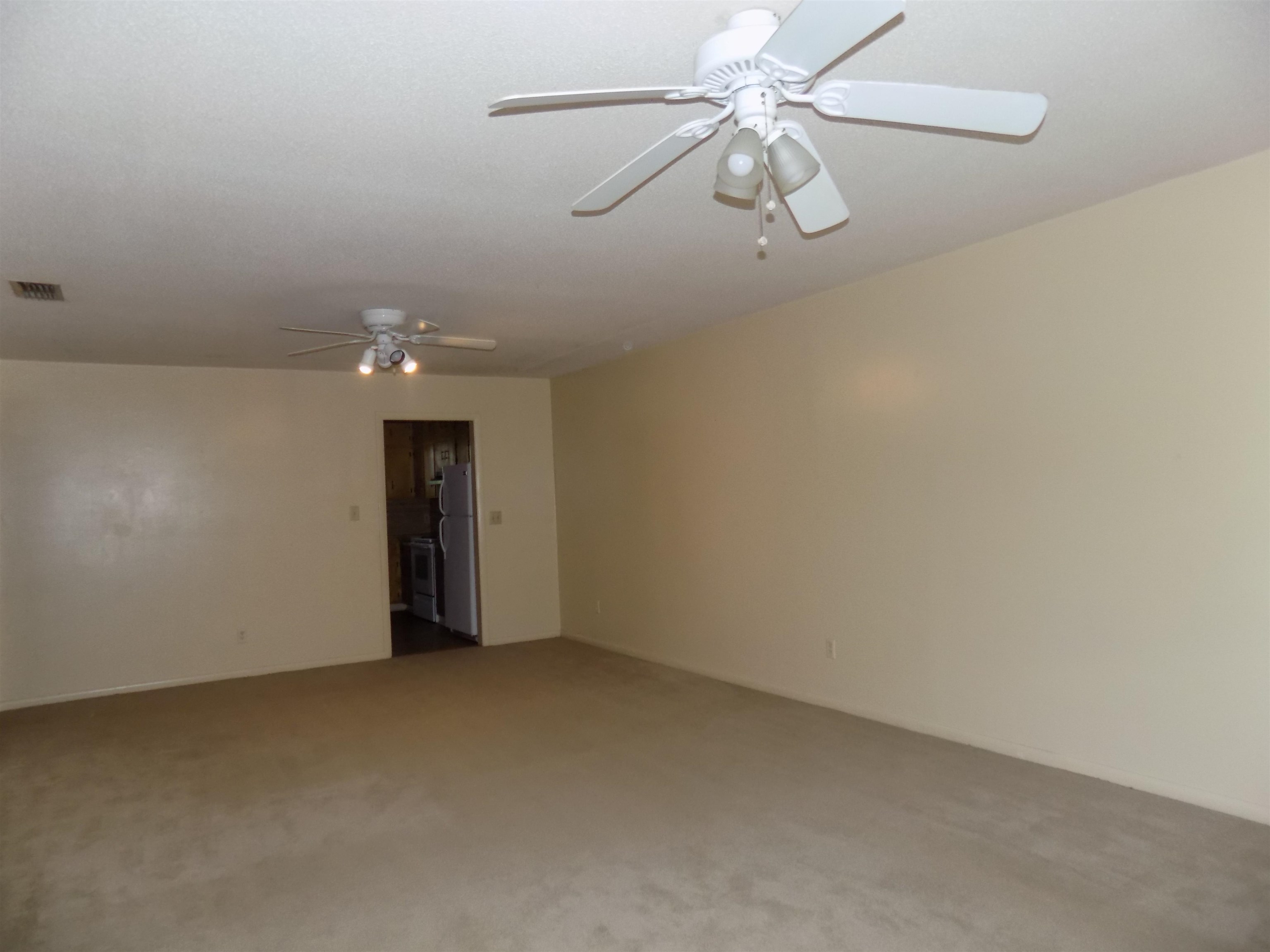 3418 Jim Lee Road Tallahassee, FL 32301 - Photo 8 of 28 Gallery Image 8