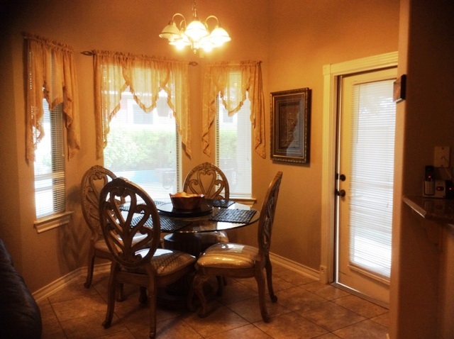 2067 Lima Loop Laredo, TX 78045 - Photo 3 of 9 Gallery Image 3