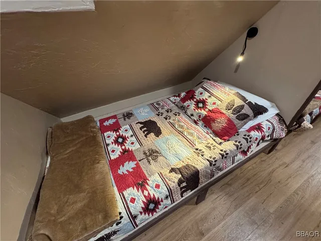 $1,350,000 | 40105 Big Bear Boulevard, Big Bear Lake, CA 92315