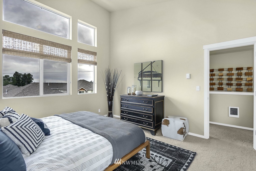 4526 Northeast 3rd Lane Renton, WA 98059 - Photo 14 of 22 Gallery Image 14