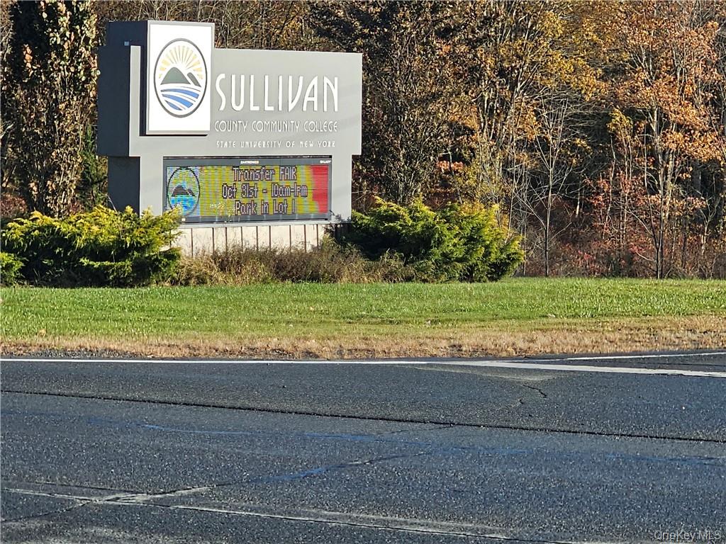 231 Reynolds Road, Unit 9 Fallsburg, NY 12759 - Photo 14 of 15 State University of NY Sullivan CCC 5 min drive