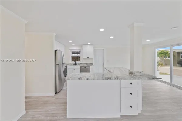 $1,600 | 62 Kiowa, Fort Myers Beach, FL 33931