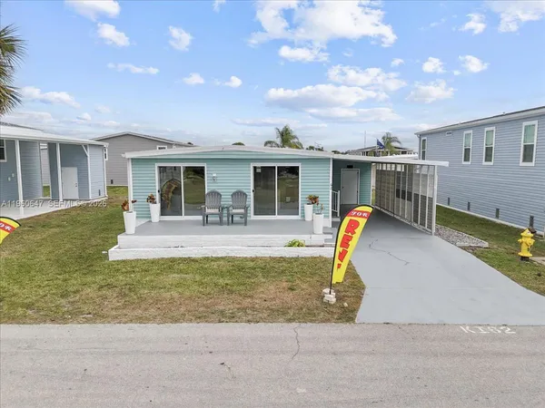 $1,600 | 62 Kiowa, Fort Myers Beach, FL 33931