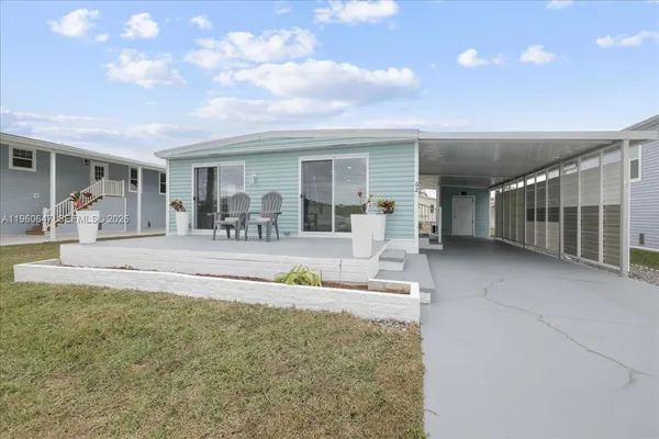 $1,600 | 62 Kiowa, Fort Myers Beach, FL 33931