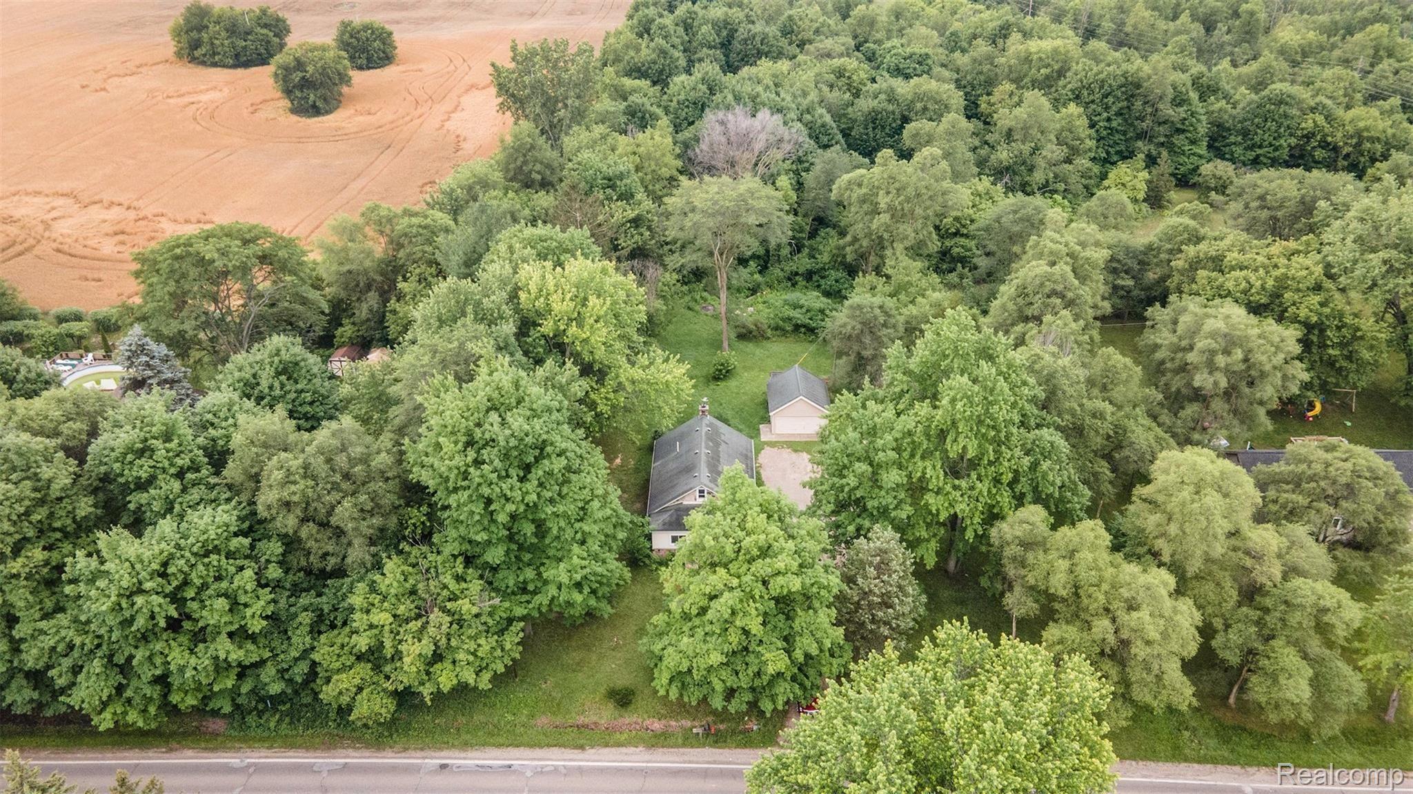 1290 Bowers Road Lapeer, MI 48446 - Photo 36 of 39 36.jpg