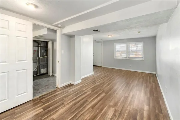 $219,900 | 1103 Northeast Columbus Street, Lee's Summit, MO 64086