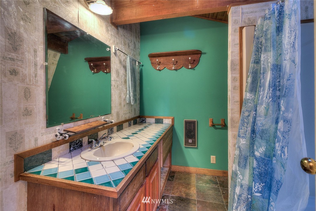 7240 View Park Road Southeast Port Orchard, WA 98367 - Photo 12 of 25 Gallery Image 12