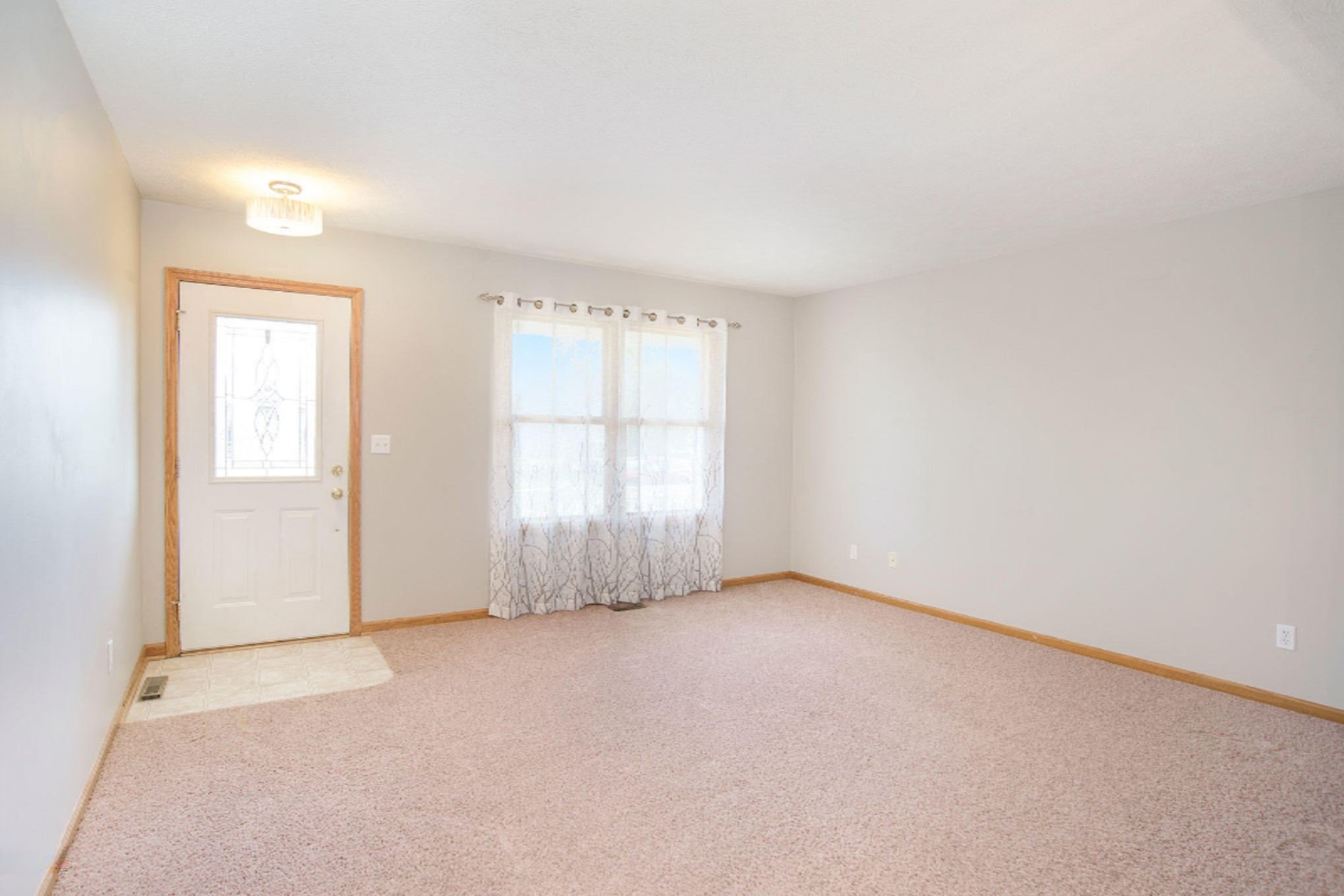 2844 Riley Ridge Road Holland, MI 49424 - Photo 3 of 31 DSC_8593