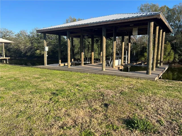 $168,000 | 2305 Fort Beauregard Boulevard, St. Bernard, LA 70085