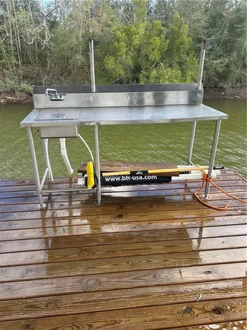 $168,000 | 2305 Fort Beauregard Boulevard, St. Bernard, LA 70085