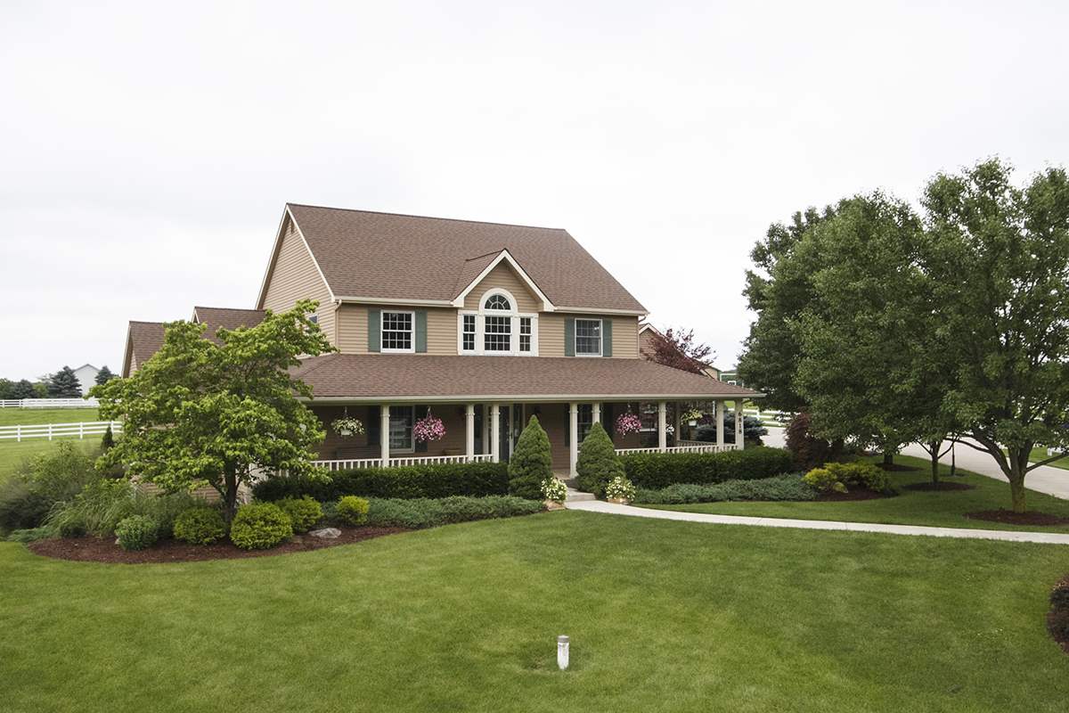 6818 Schlatter Road Leo, IN 46765 - Photo 1 of 30 Gallery Image 1