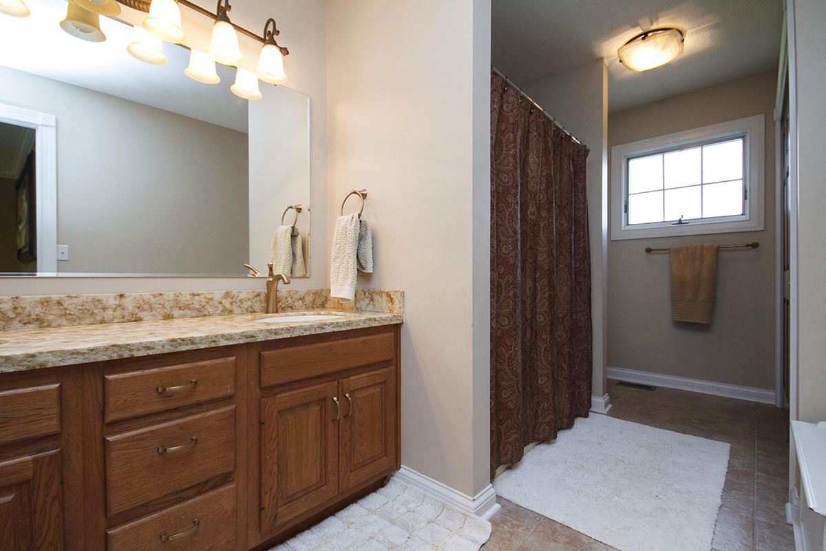6818 Schlatter Road Leo, IN 46765 - Photo 18 of 30 Gallery Image 18