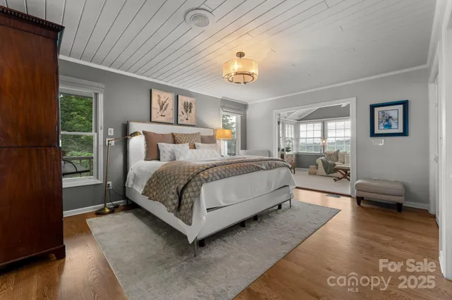 $1,890,000 | 1031 West Rochester Drive, Unit 9, Cashiers, NC 28717