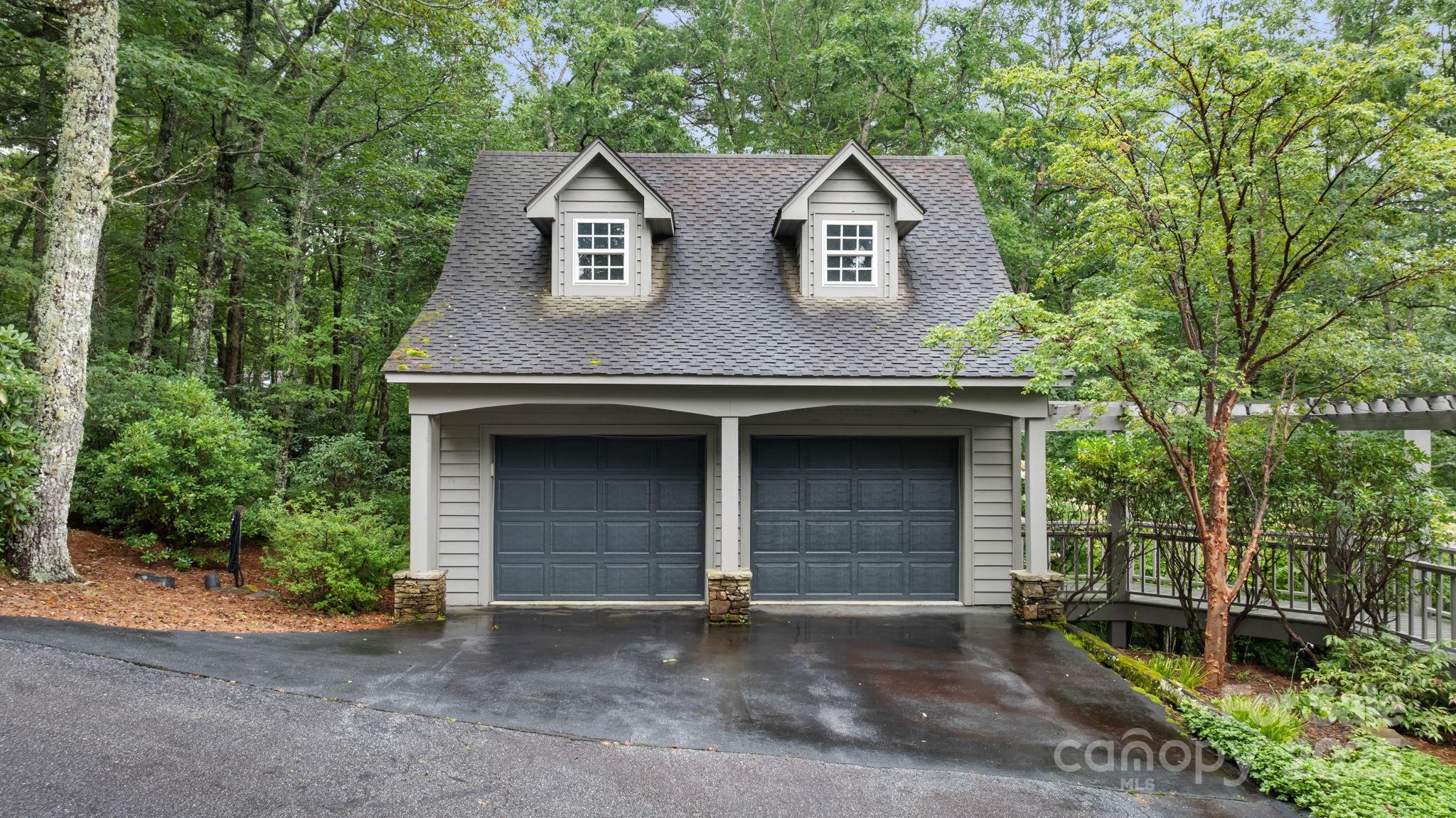 1031 West Rochester Drive, Unit 9 Cashiers, NC 28717 - Photo 38 of 41