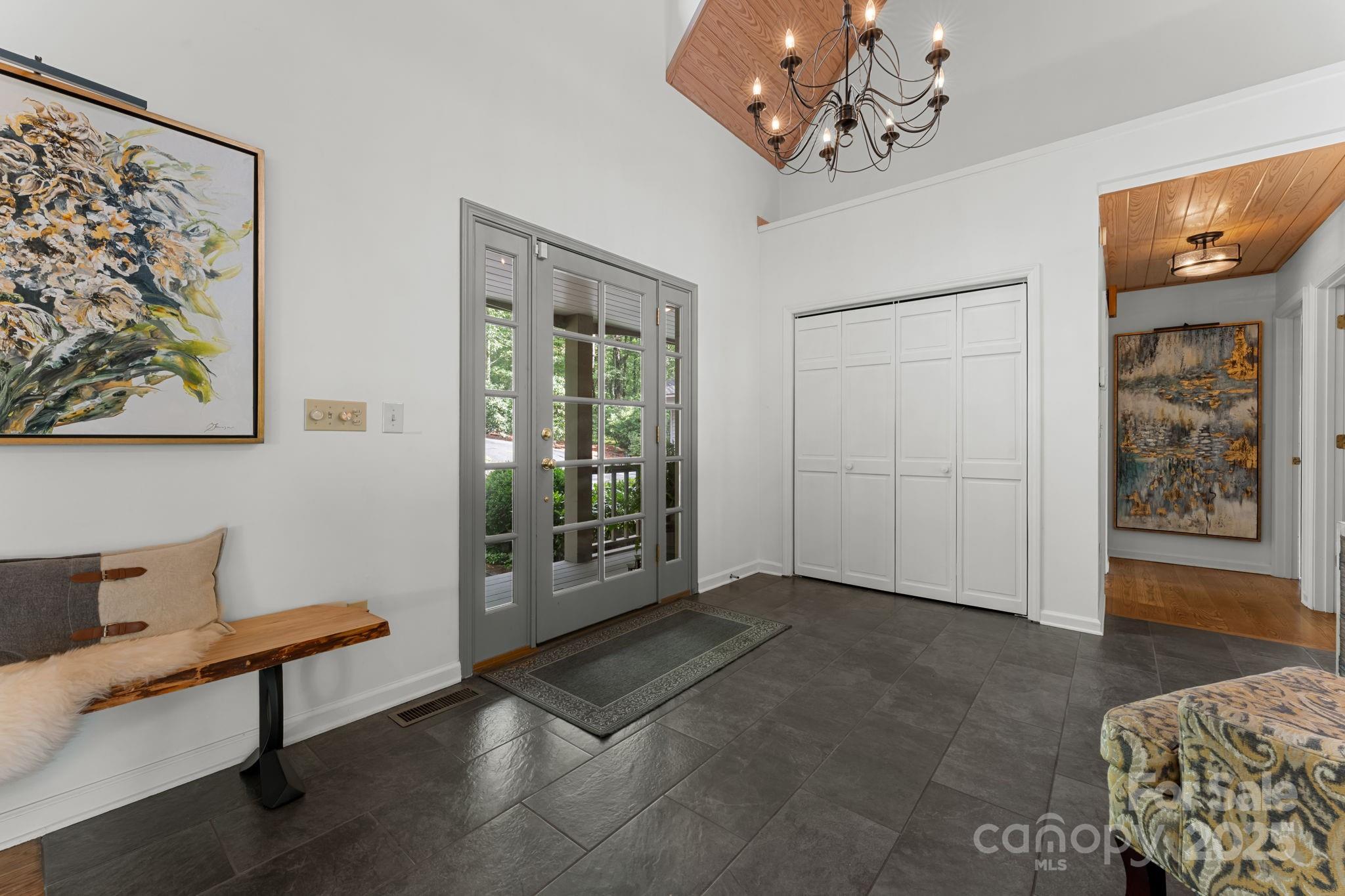 1031 West Rochester Drive, Unit 9 Cashiers, NC 28717 - Photo 4 of 41