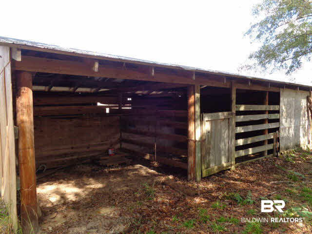 3745 Ewing Drive Atmore, AL 36502 - Photo 5 of 16 Stable