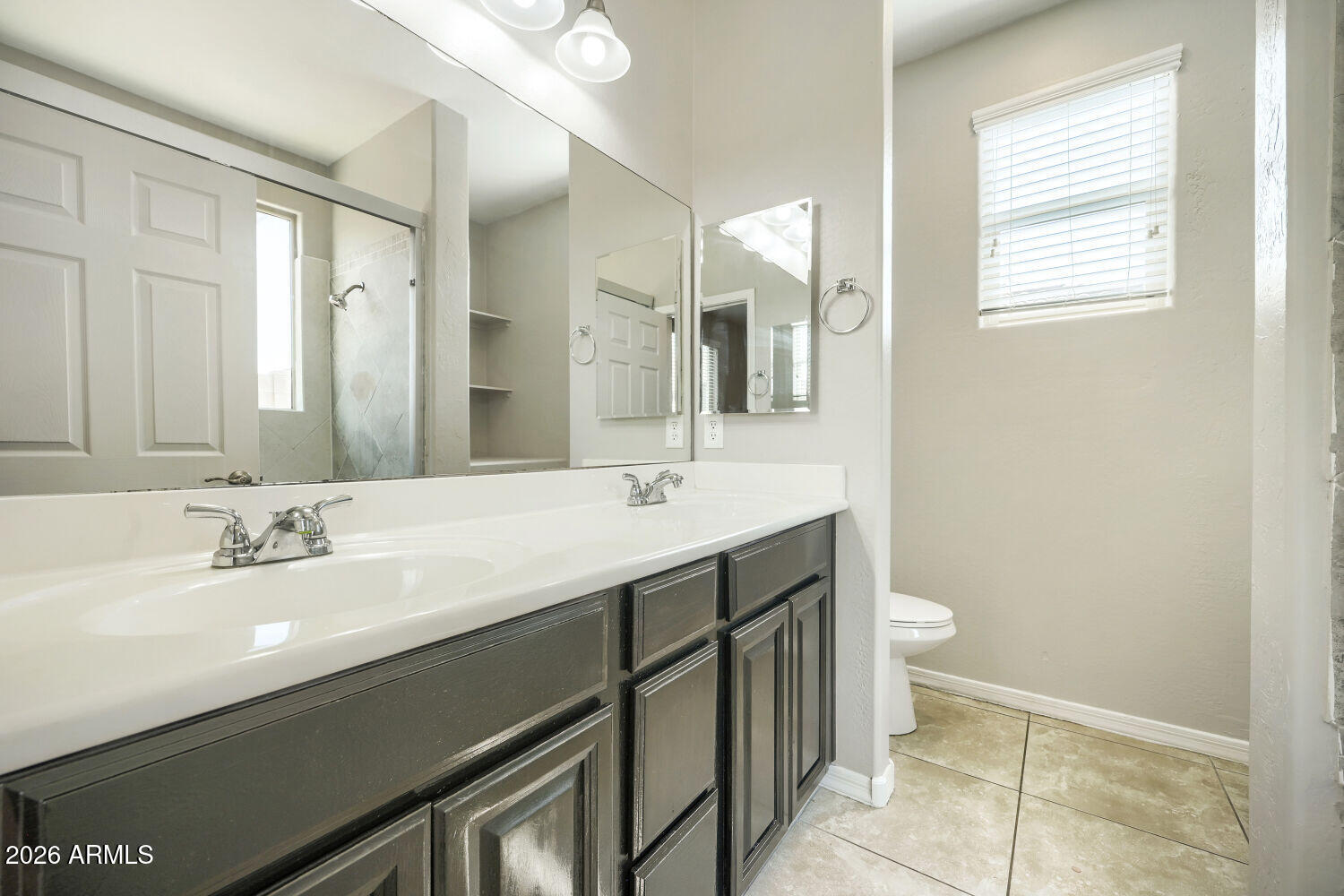 2625 West Beverly Road Phoenix, AZ 85041 - Photo 19 of 29 2625 W Beverly Rd - Web Quality - 019 -