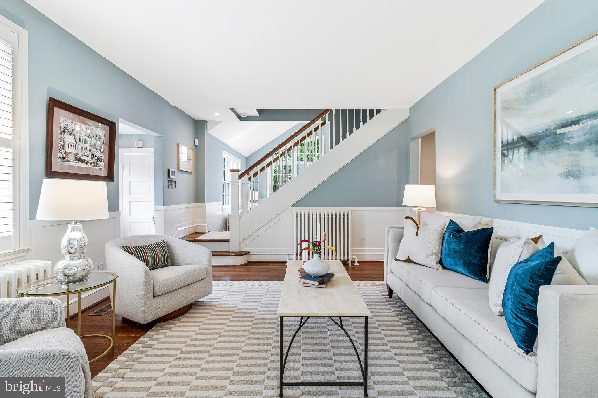4701 River Road Bethesda, MD 20816 - Photo 5 of 61 Graceful Room with view to open staircase