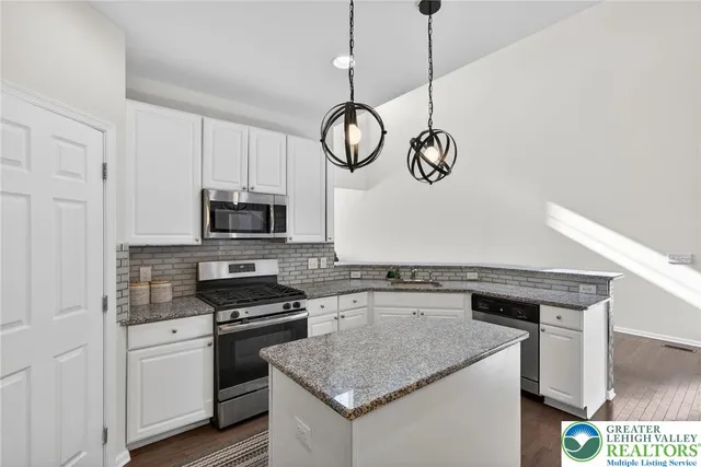 $479,000 | 3573 Sweetgum Drive, Nazareth, PA 18064