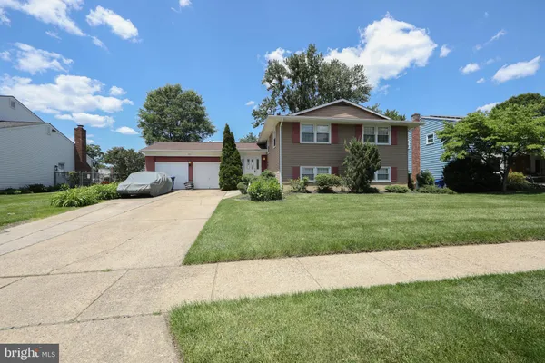 $565,000 | 809 Charleston Road, Mount Laurel, NJ 08054