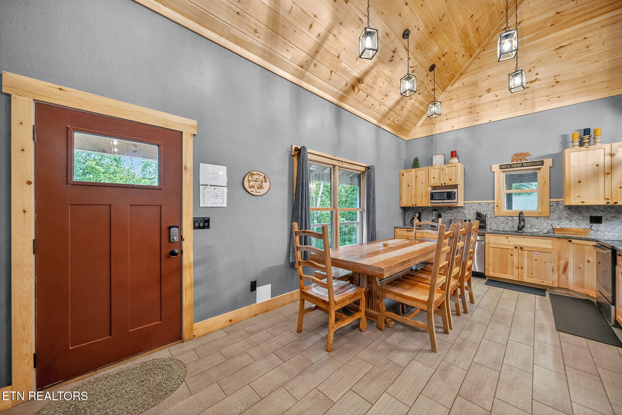 2489 Waldens Creek Road Sevierville, TN 37862 - Photo 26 of 38 33-web-or-mls-001_DSC08247