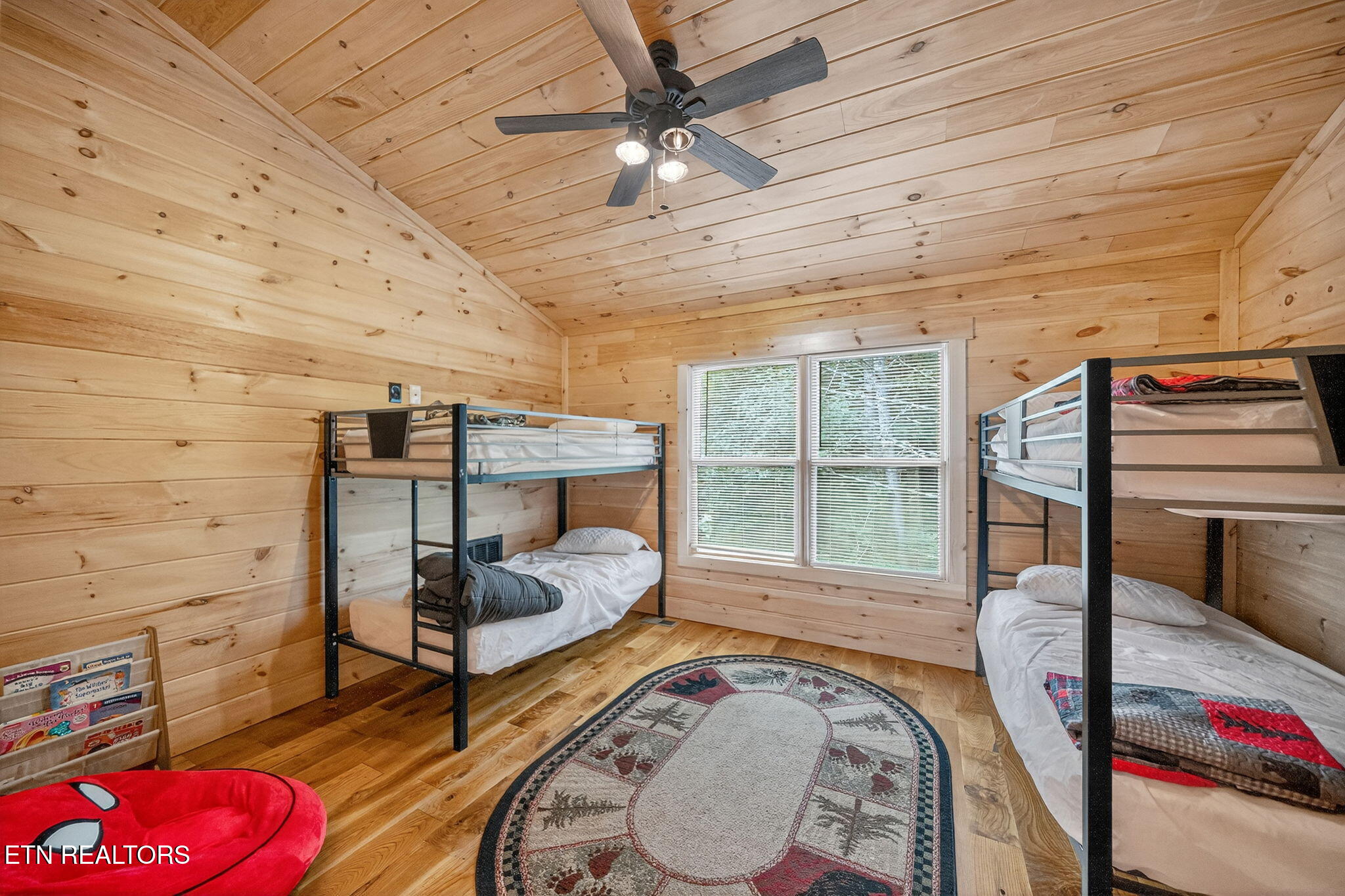 2489 Waldens Creek Road Sevierville, TN 37862 - Photo 9 of 38 16-web-or-mls-004_DSC08226