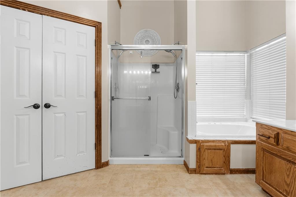 33604 Stringtown Road Greenwood, MO 64034 - Photo 32 of 60