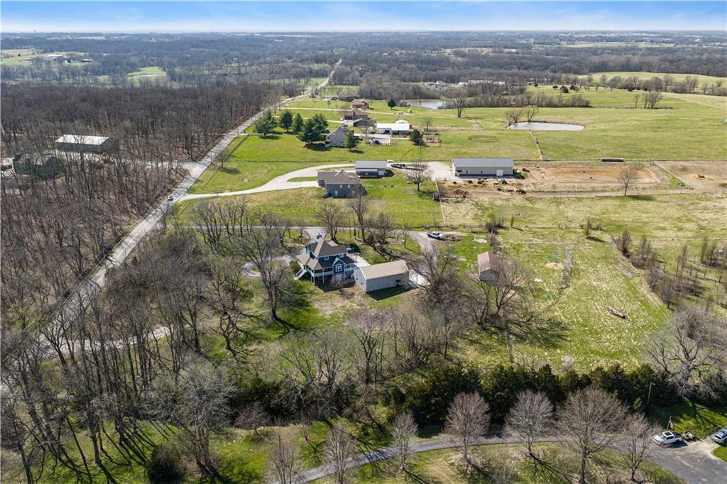 33604 Stringtown Road Greenwood, MO 64034 - Photo 10 of 60