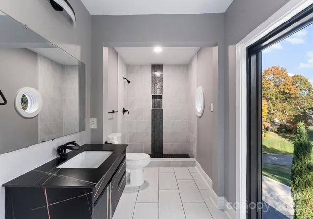 $2,290,000 | 4129 Carnoustie Lane, Charlotte, NC 28210