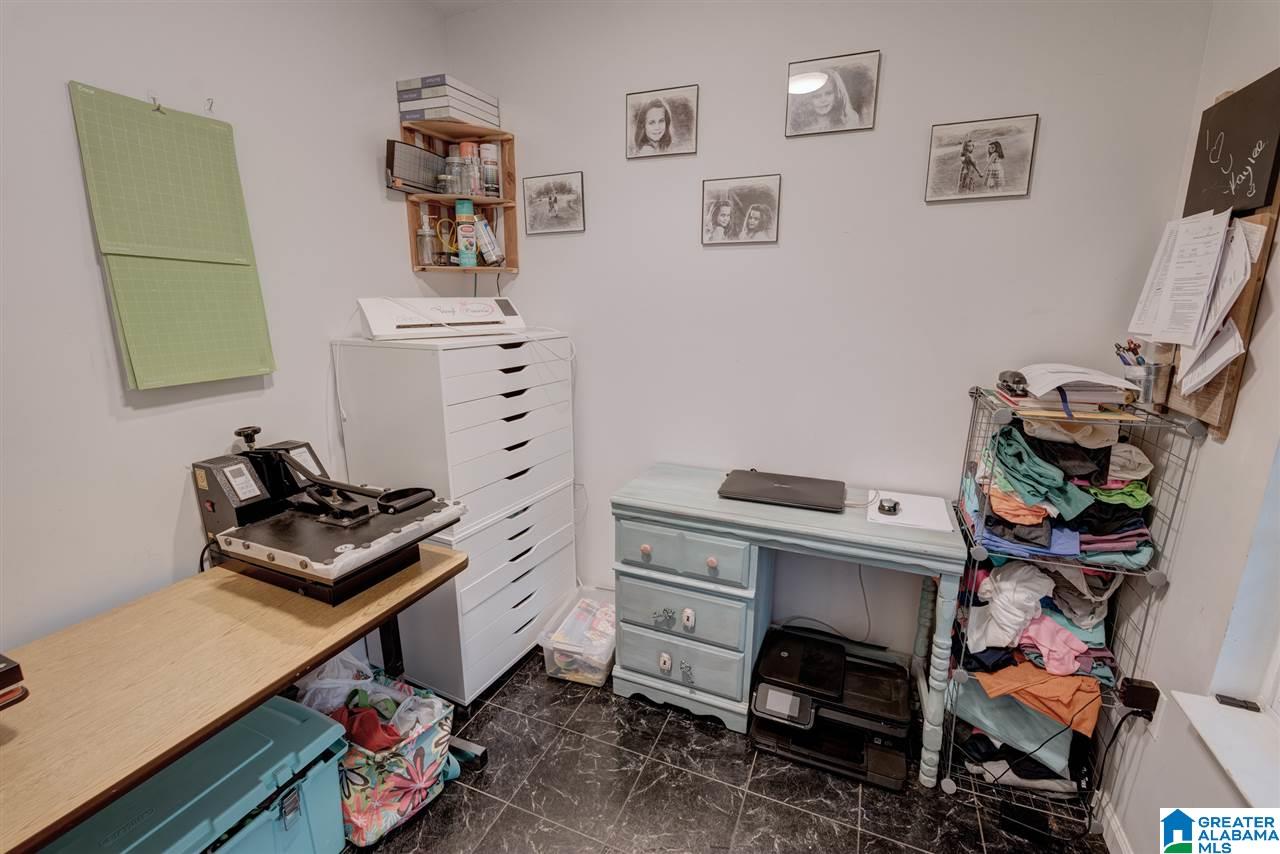 297 Allinder Road Warrior, AL 35180 - Photo 16 of 20