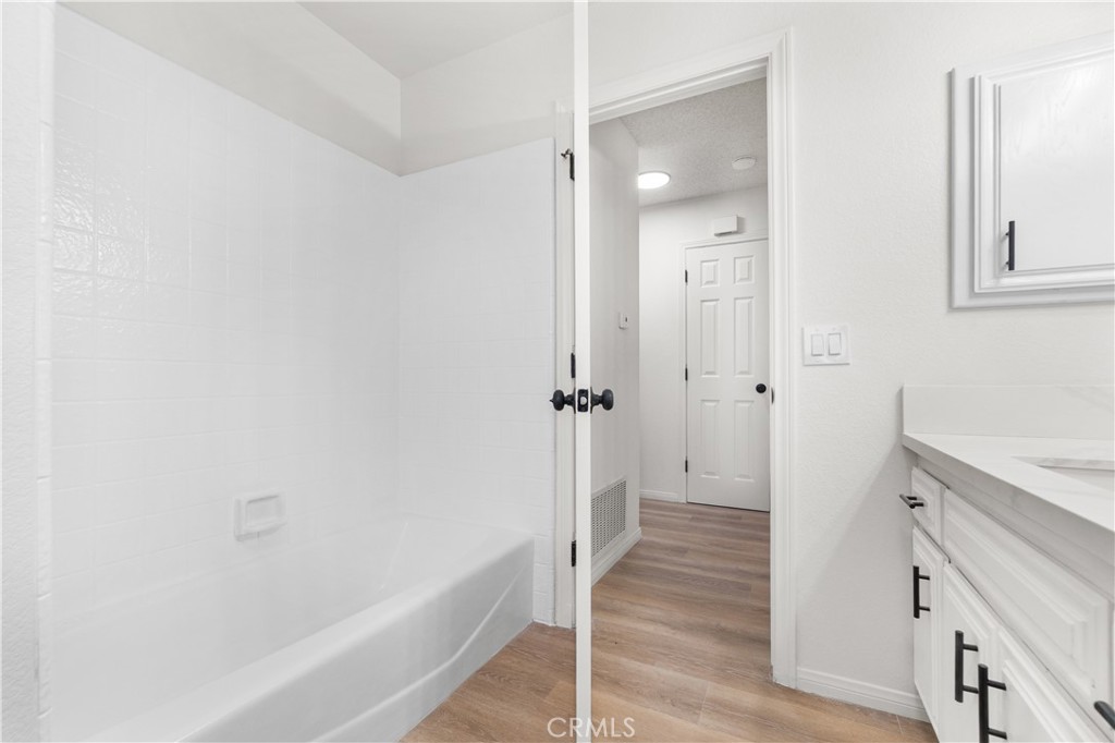 9239 Hickory Avenue Hesperia, CA 92345 - Photo 27 of 43