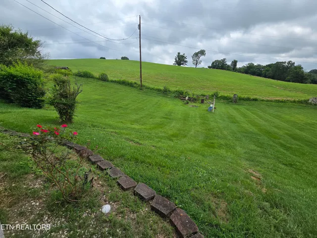 $284,900 | 150 Kincaid Road, Harrogate, TN 37752