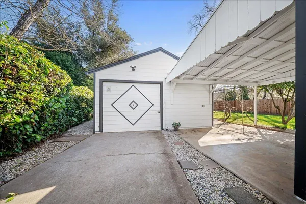 $299,999 | 3176 Callecita Street, Sacramento, CA 95815