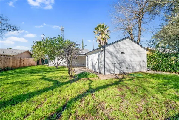 $299,999 | 3176 Callecita Street, Sacramento, CA 95815