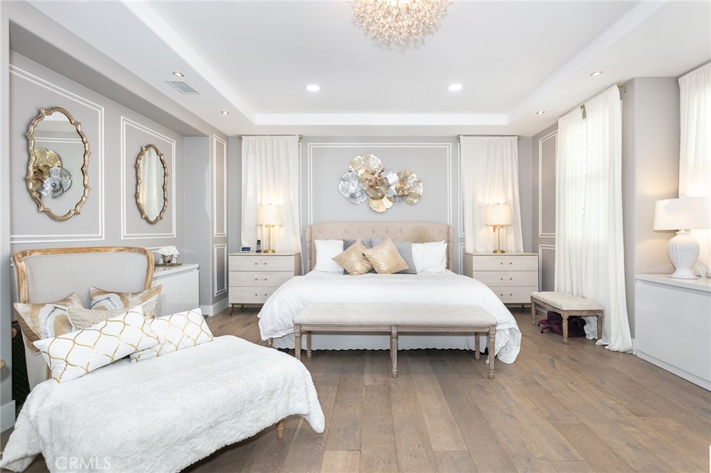 20423 Via Botticelli Porter Ranch, CA 91326 - Photo 17 of 48 Main Bedroom