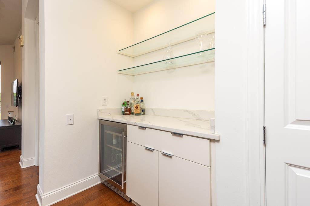 717 Riverside Drive, Unit 201 Memphis, TN 38103 - Photo 14 of 37