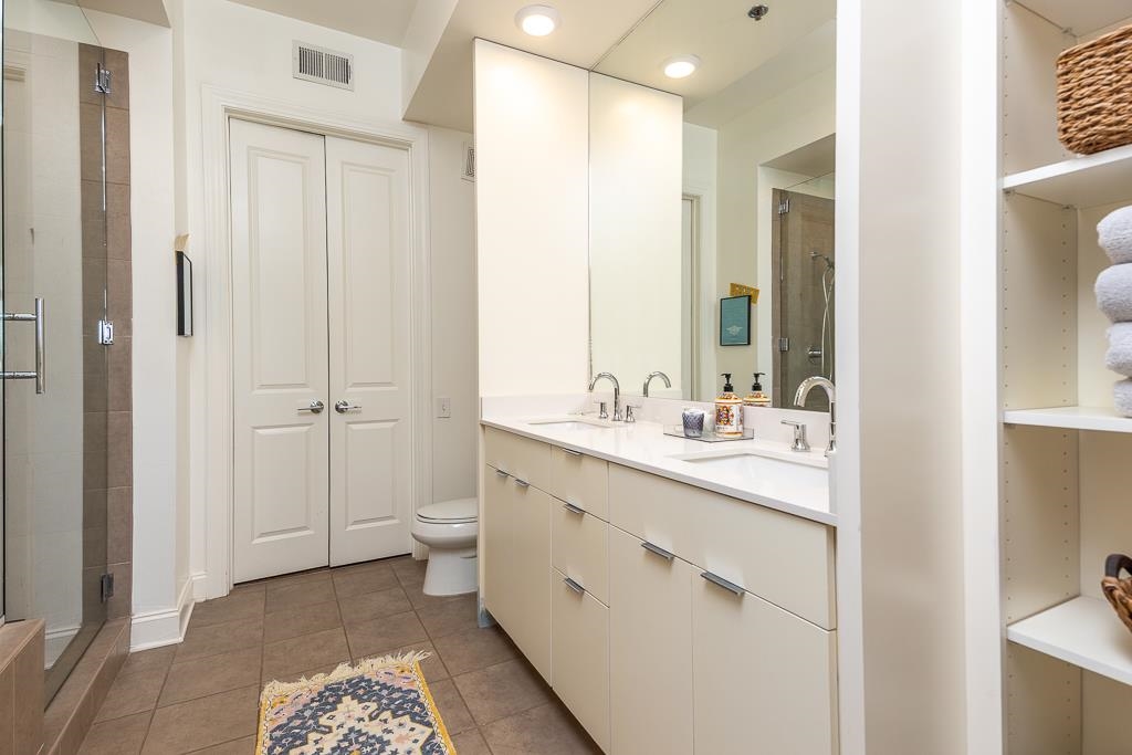 717 Riverside Drive, Unit 201 Memphis, TN 38103 - Photo 23 of 37