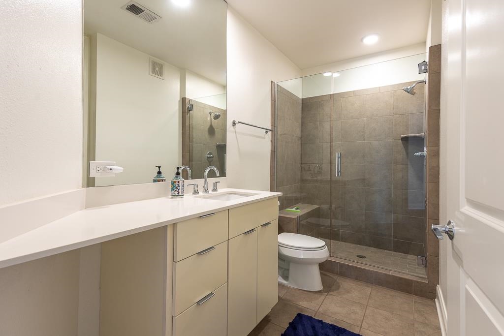 717 Riverside Drive, Unit 201 Memphis, TN 38103 - Photo 9 of 37
