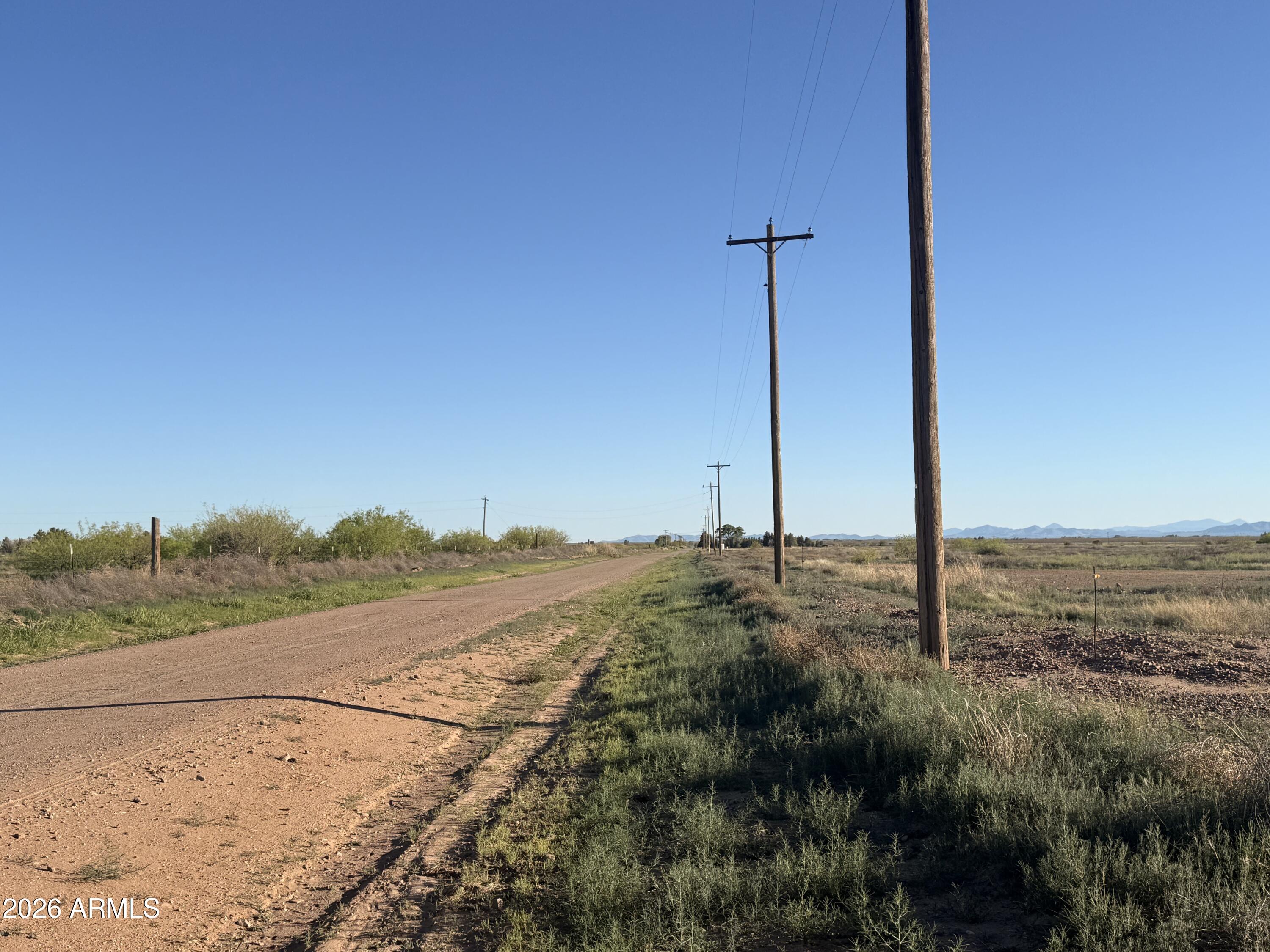 10792 North Bell Road Elfrida, AZ 85610 - Photo 3 of 23