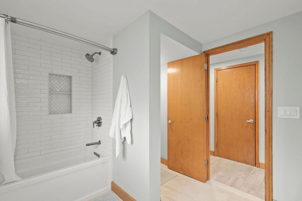 566 Shore Road Pocasset, MA 02559 - Photo 43 of 74 IMG_1118