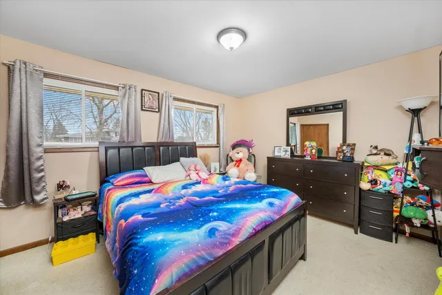 $255,000 | 19404 Wildwood Avenue, Lansing, IL 60438