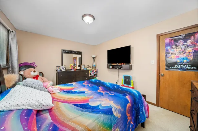 $255,000 | 19404 Wildwood Avenue, Lansing, IL 60438