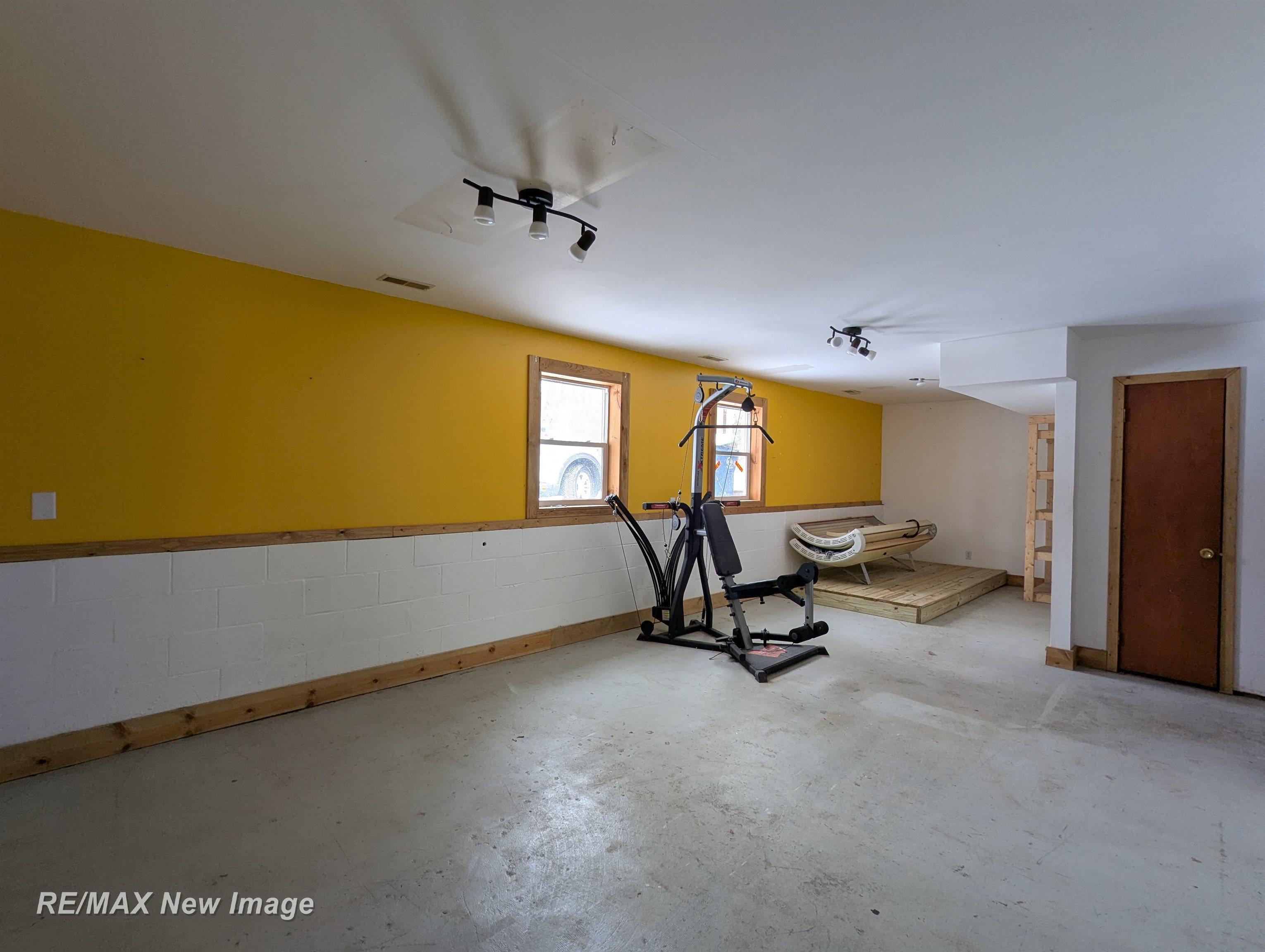 2312 Madsen Road Saginaw, MI 48601 - Photo 19 of 36 50164822-fa75774f-9552-44dd-b48b-c80b7a640471.JPG