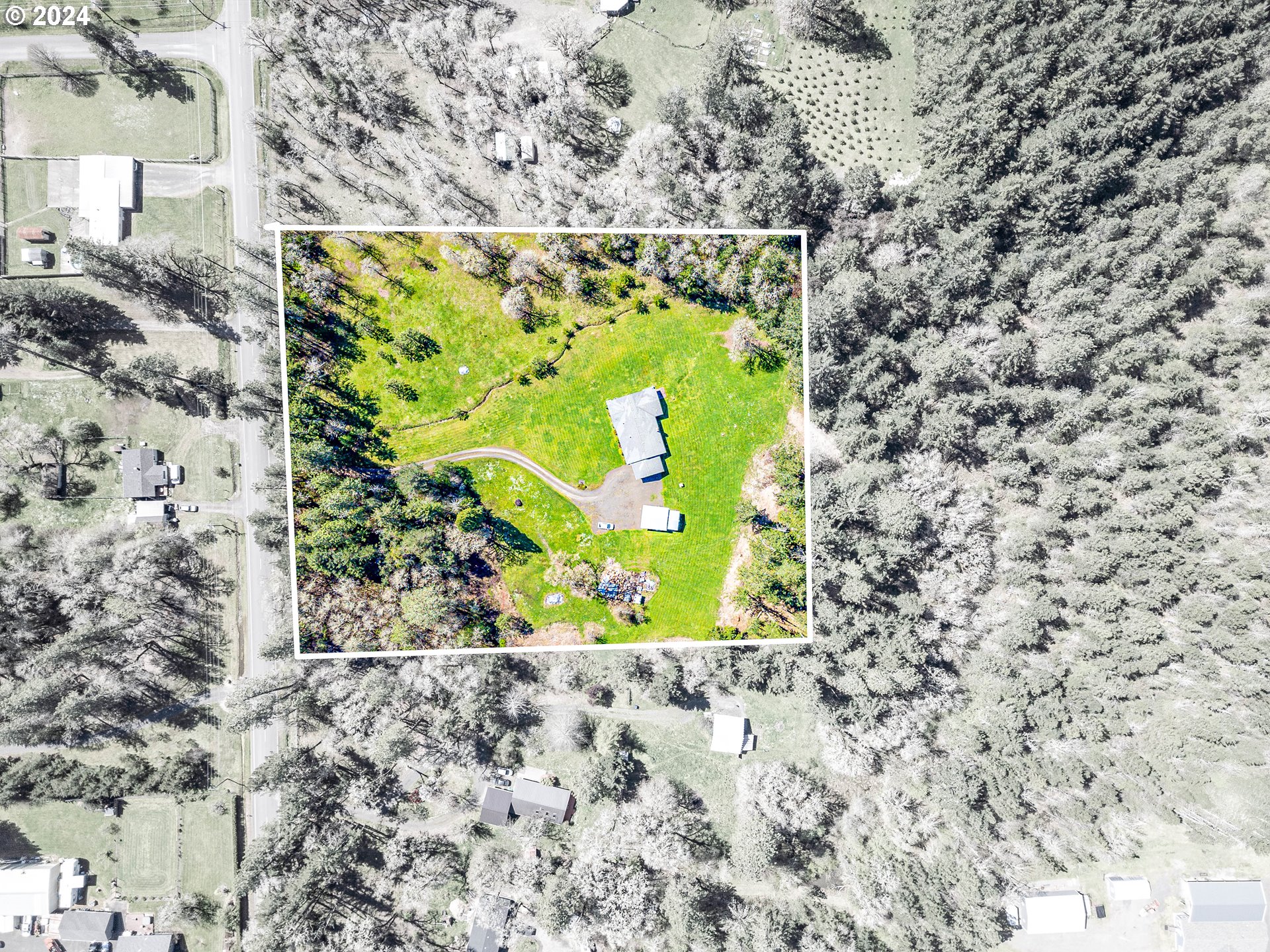 24185 Warthen Road Elmira, OR 97437 - Photo 5 of 31 Gallery Image 5